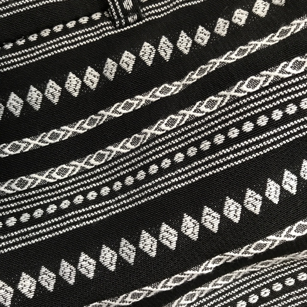 Womens shorts - Picture 3 of 4